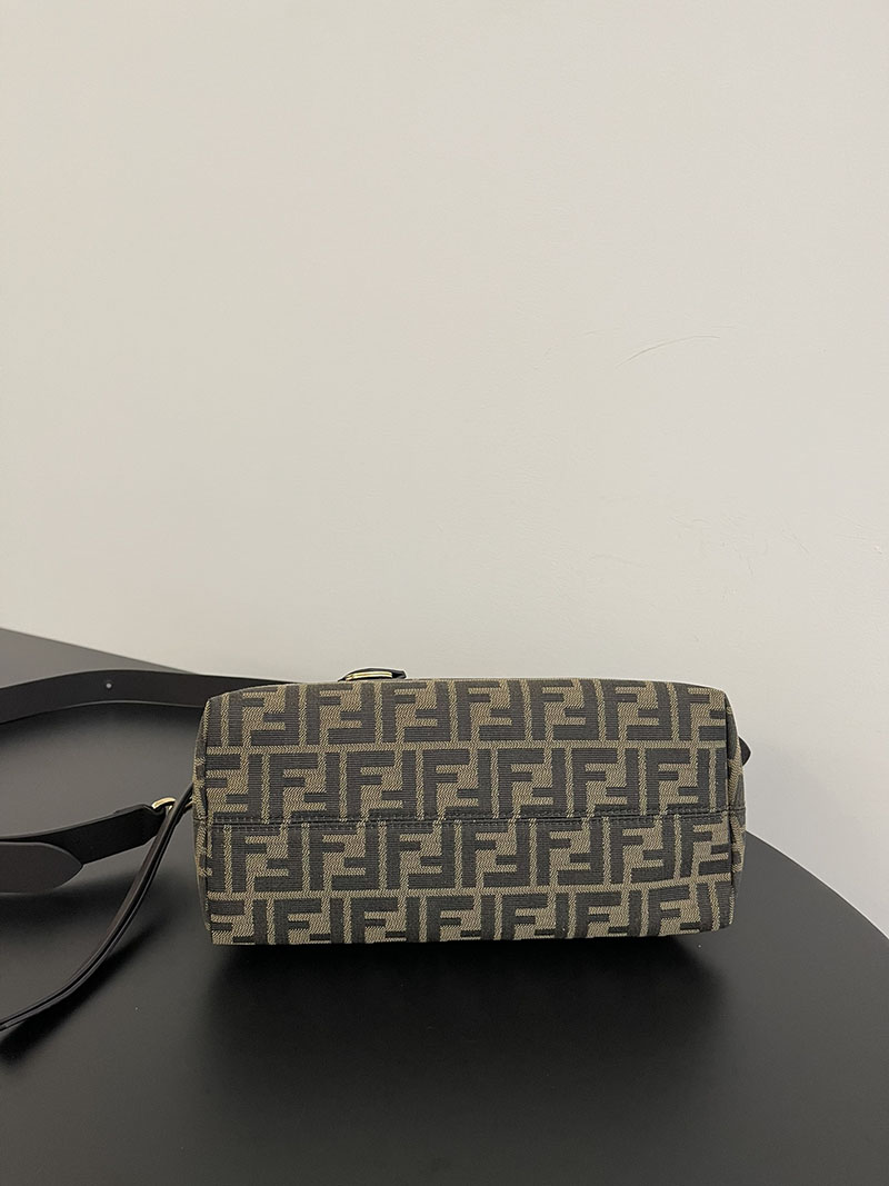 フェンディ 人気バッグ FENDI バイ ザ ウェイ ソフト ミディアム ブラウンFFジャカードファブリック バッグ 8BL155AFPMF1GL7 - 画像 (3)