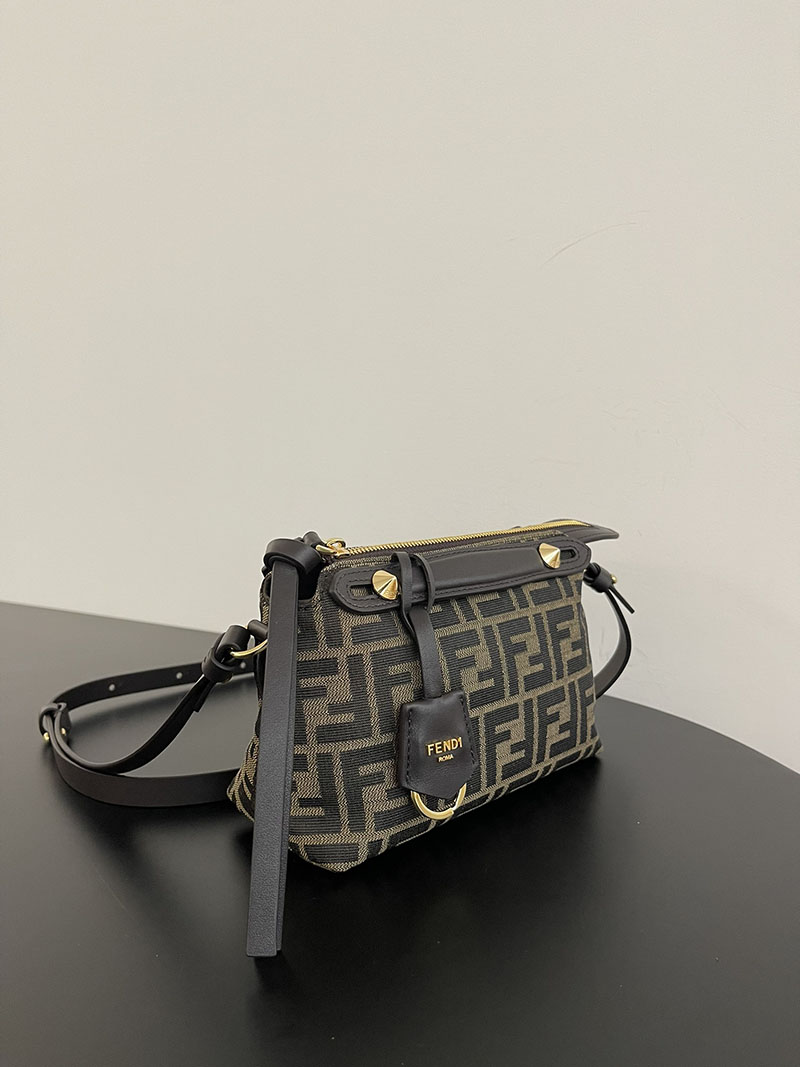 フェンディ 人気バッグ FENDI バイ ザ ウェイ ソフト ミニ ブラウンFFジャカードファブリック ミニバッグ 8BS098AFPMF1GL7 - 画像 (9)