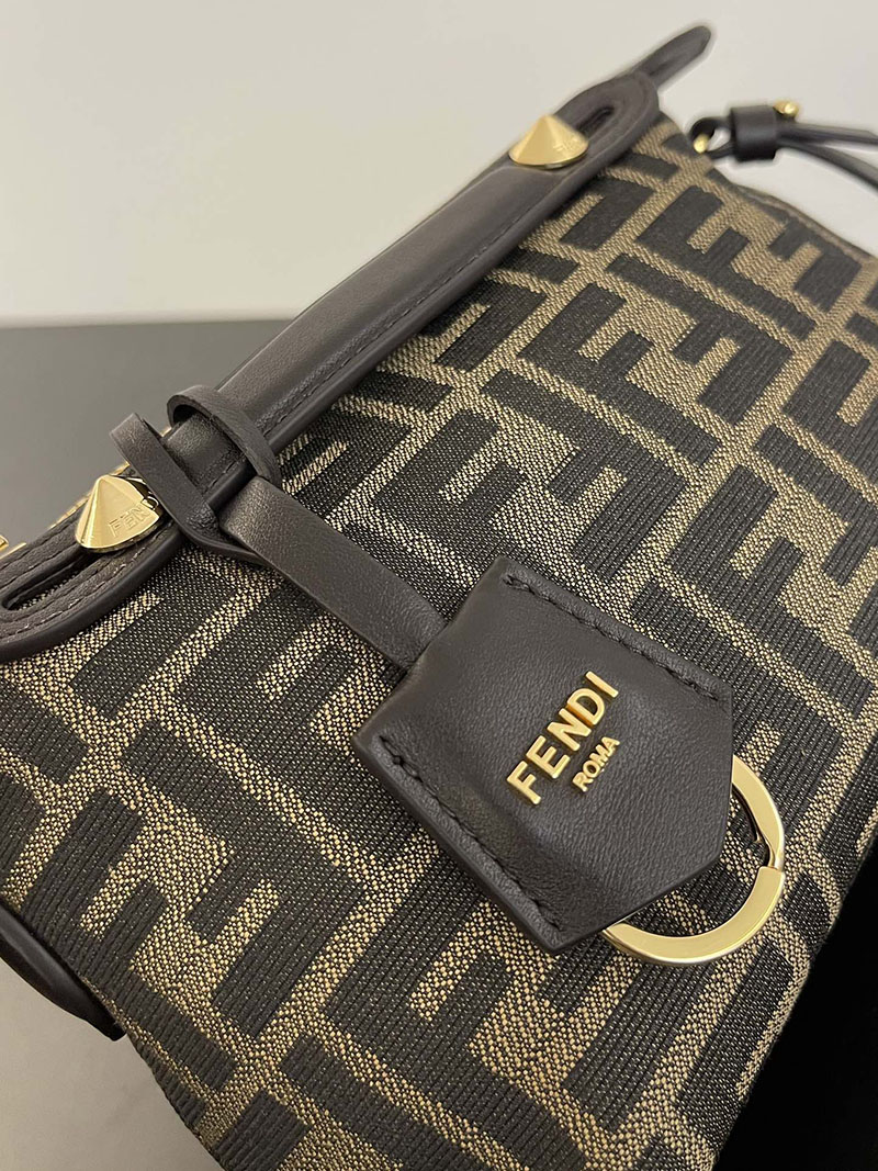 フェンディ 人気バッグ FENDI バイ ザ ウェイ ソフト ミニ ブラウンFFジャカードファブリック ミニバッグ 8BS098AFPMF1GL7 - 画像 (7)