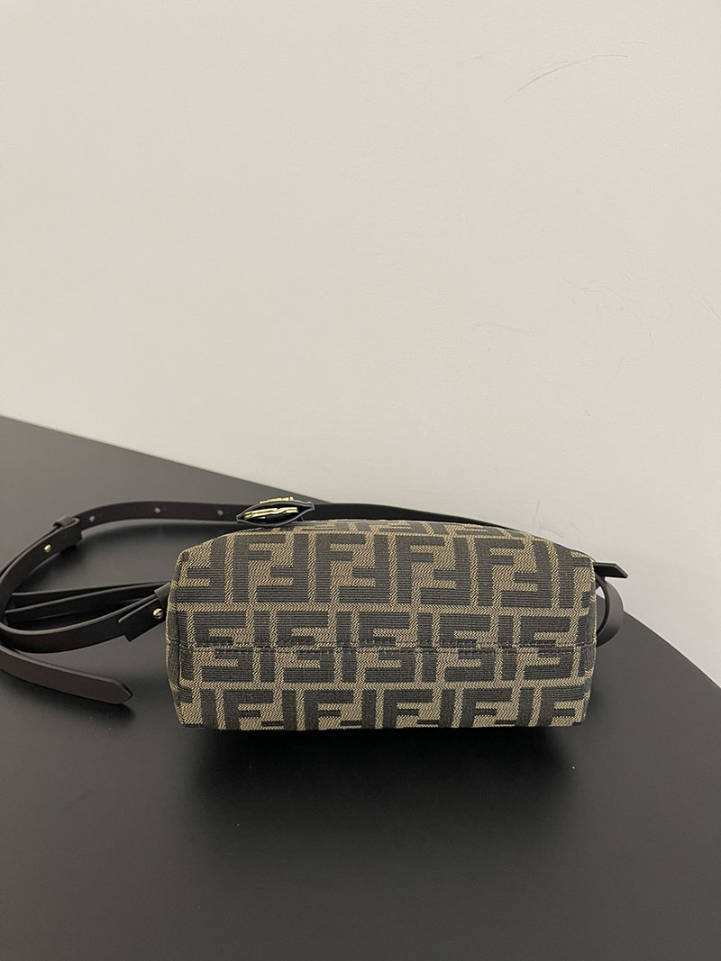 フェンディ 人気バッグ FENDI バイ ザ ウェイ ソフト ミニ ブラウンFFジャカードファブリック ミニバッグ 8BS098AFPMF1GL7 - 画像 (3)