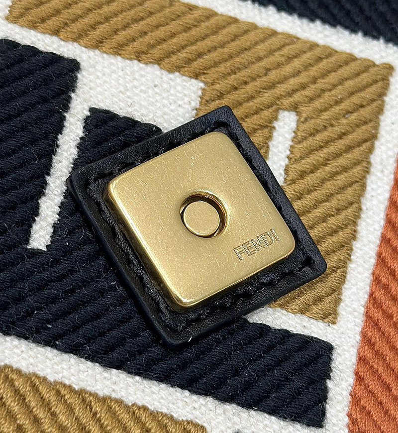 フェンディ 人気バッグ FENDI バゲット マルチカラーキャンバス バッグ FF刺繍 8BR600ARC2F1OQ6 - 画像 (5)