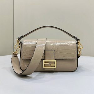 フェンディ 肩掛け バック