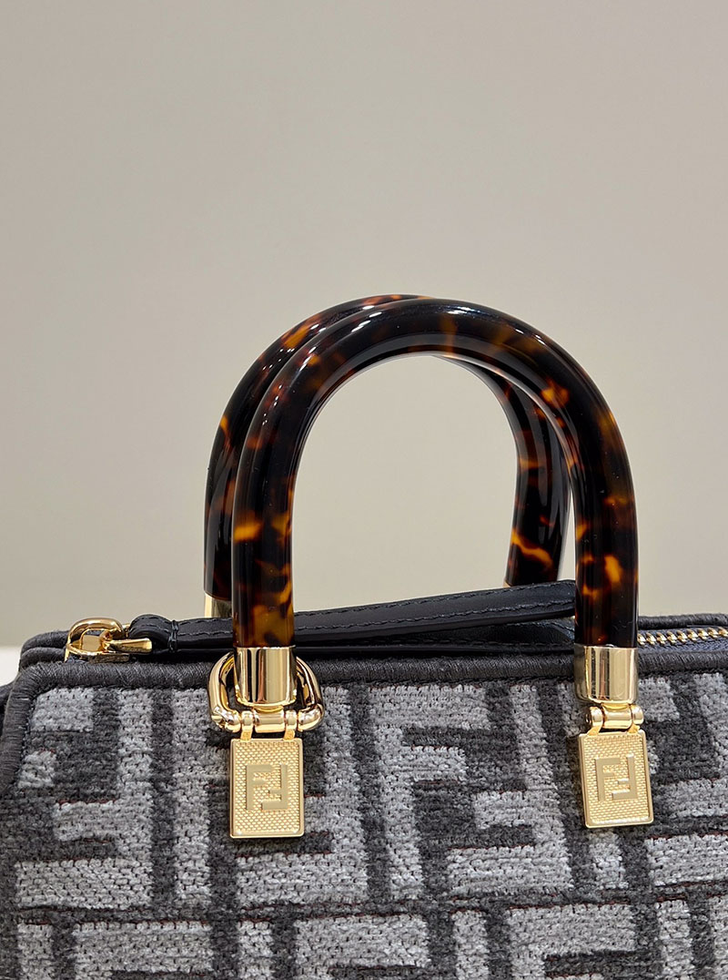フェンディ 人気バッグ FENDI MINI BY THE WAY BAG ショルダーバッグ クロスボディバッグ ハンドバッグ 鞄 総柄 8BS067AL9QF1IQR - 画像 (7)
