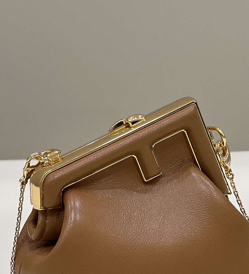 フェンディ 人気バッグ FENDI Nano Fendi First Charm レディース ナノファーストチャーム ブラウン 7AS051ABVEF0NYJ - 画像 (5)