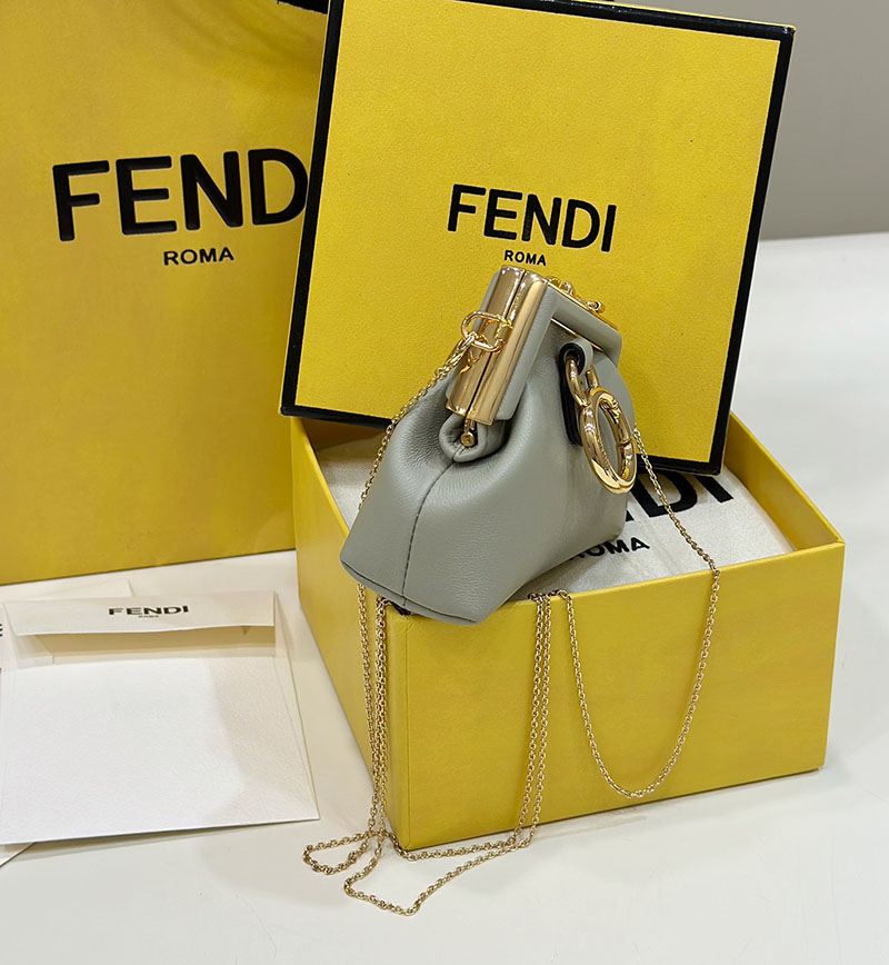 フェンディ 人気バッグ FENDI Nano Fendi First Charm レディース ナノファーストチャーム 2520109 フェンディファースト 使い勝手 - 画像 (7)