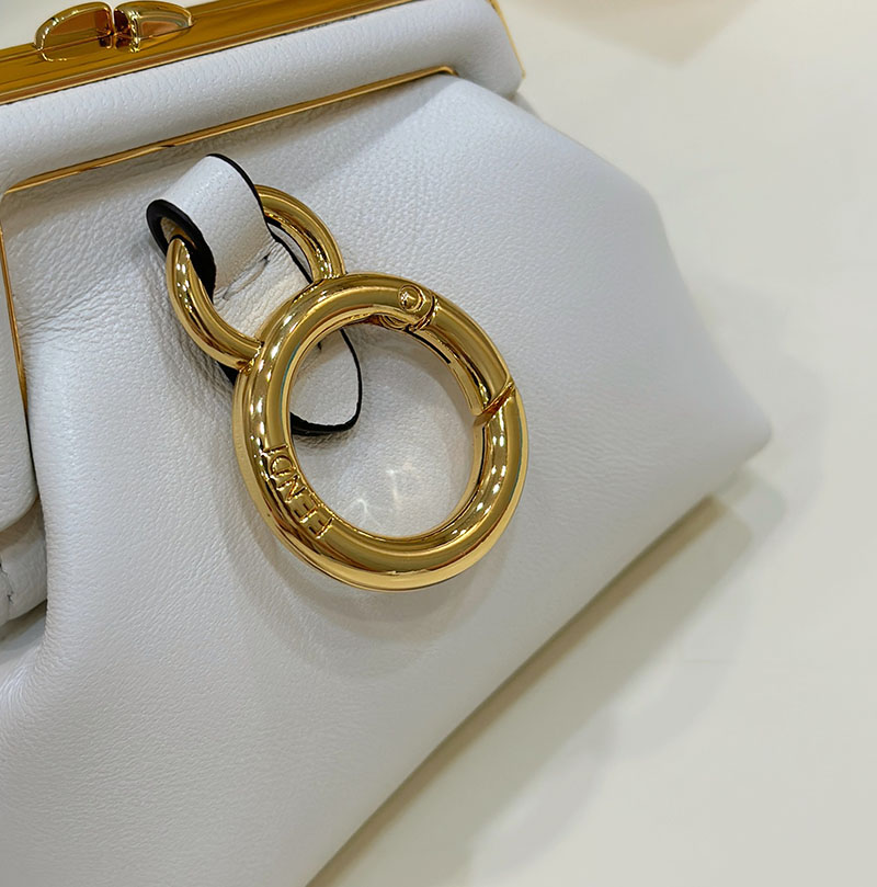 フェンディ 人気バッグ FENDI 肩掛け 斜め掛け ポシェット ファースト スモール 2WAY ショルダーバッグ 2520112 フェンディ ファースト スモール - 画像 (5)