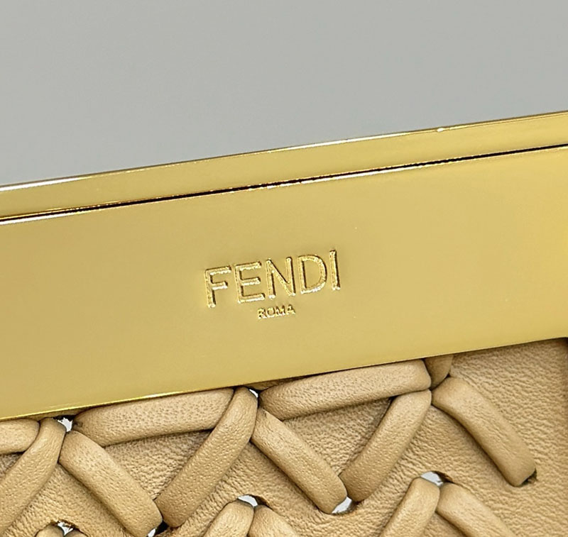 フェンディ 人気バッグ FENDI クラッチ ショルダーバッグ 本革 Fendi First Small ベージュ 8BP129APZ6F15KR - 画像 (5)