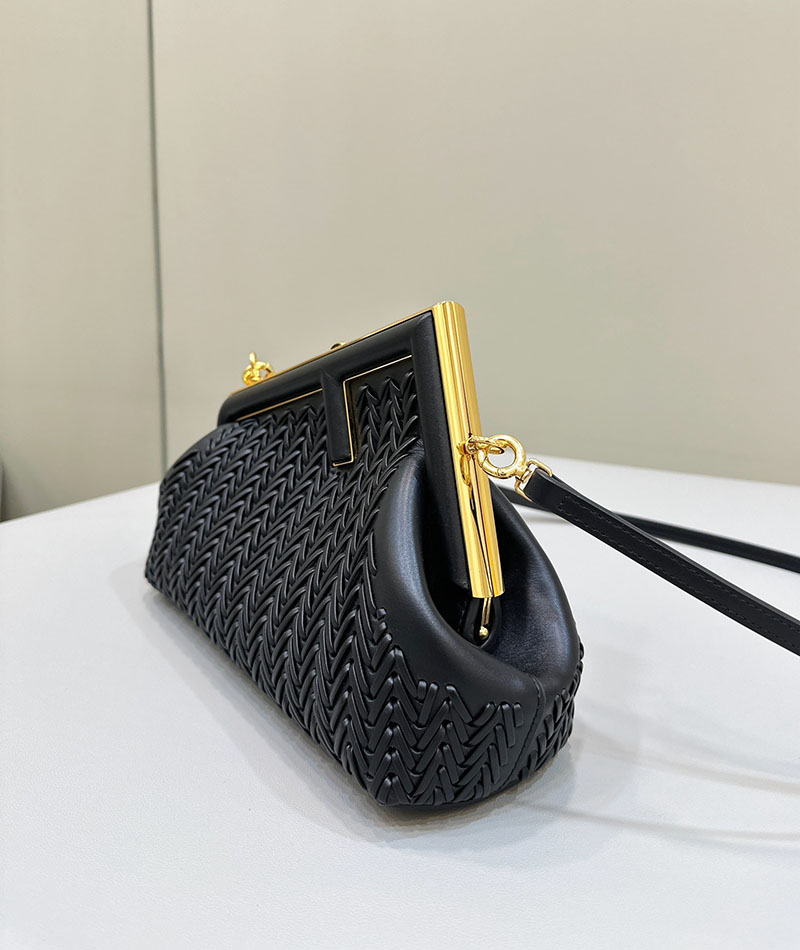 フェンディ 人気バッグ FENDI クラッチ ショルダーバッグ 本革 Fendi First Small ブラック 8BP129APZ6F0KUR - 画像 (8)