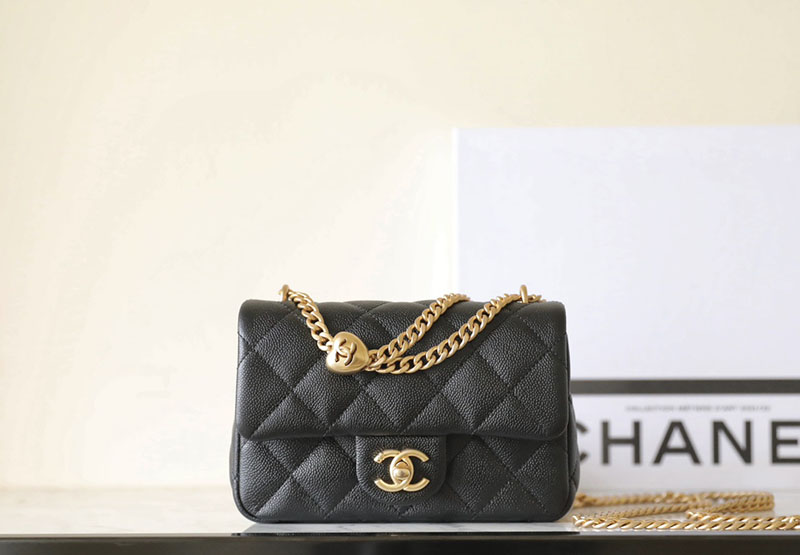 シャネル 新作バッグ H品 CHANEL フラップバッグ ハート型ボールチェーン AS3829 黒 (ブラック) 2520146 シャネル トップハンドル フラップ バッグ - 画像 (8)