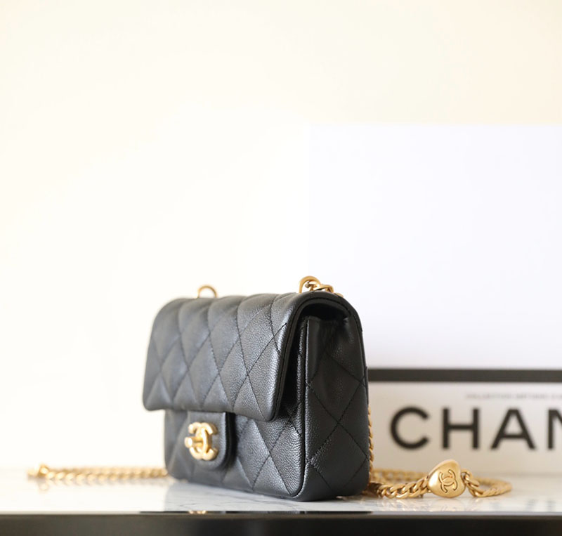 シャネル 新作バッグ H品 CHANEL フラップバッグ ハート型ボールチェーン AS3829 黒 (ブラック) 2520146 シャネル トップハンドル フラップ バッグ - 画像 (5)