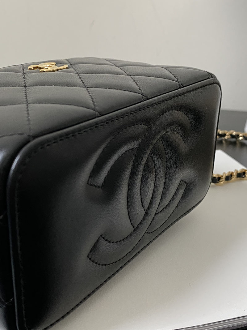 シャネル 新作バッグ H品 CHANEL バニティ チェーンショルダー バッグ バッグ AP3383 ブラック 2520149 シャネル バニティ 使い勝手 - 画像 (2)
