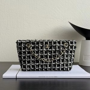 シャネル トートバッグ 布