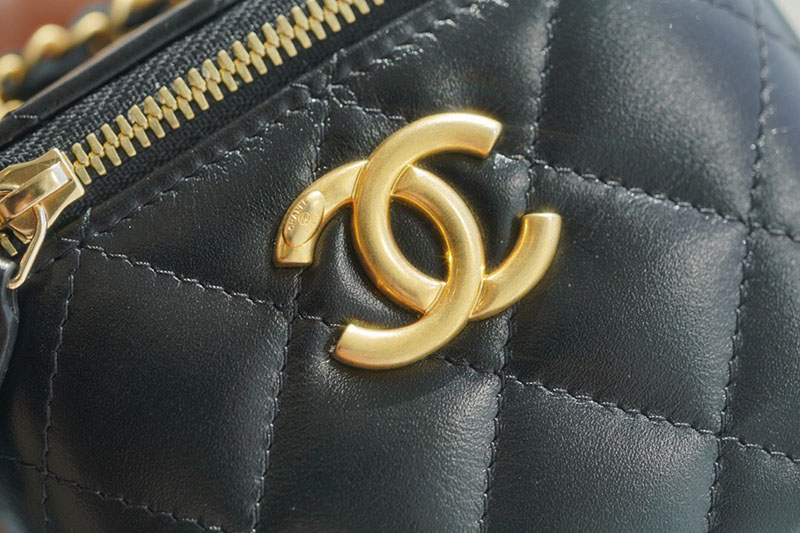 シャネル 新作バッグ H品 CHANEL 2025年春夏 クラシック スモール ヴァニティケース AP1340 B10583 C3906 ブラック - 画像 (2)