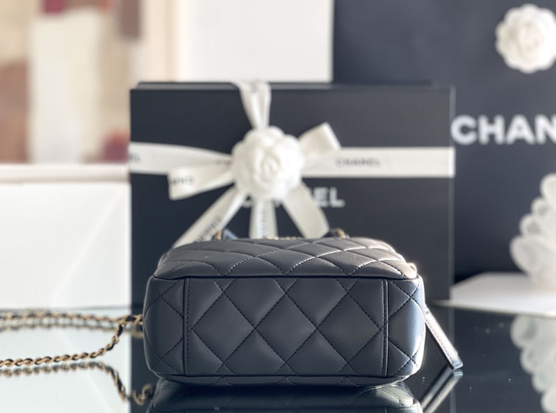 シャネル 新作バッグ H品 CHANEL ミニ ボーリングバッグ チェーン ショルダーバッグ ラムスキン AS5300 B18800 94305 - 画像 (5)