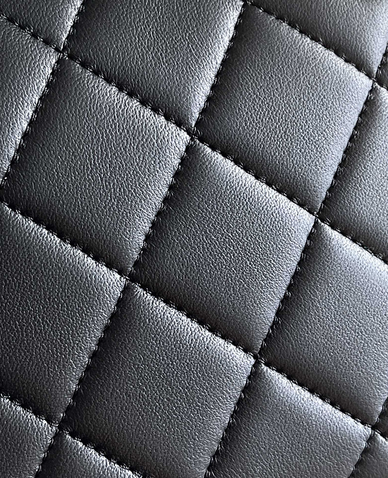 シャネル 新作バッグ H品 CHANEL ミニ ボーリングバッグ チェーン ショルダーバッグ ラムスキン AS5300 B18800 94305 - 画像 (2)