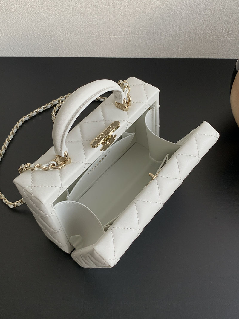 シャネル 新作バッグ H品 CHANEL 24K トップハンドル ボックスバッグ スモール AS5167 B18186 10601 ホワイト - 画像 (9)