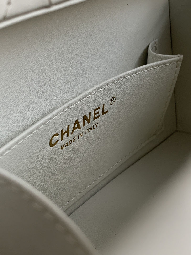 シャネル 新作バッグ H品 CHANEL 24K トップハンドル ボックスバッグ スモール AS5167 B18186 10601 ホワイト - 画像 (8)