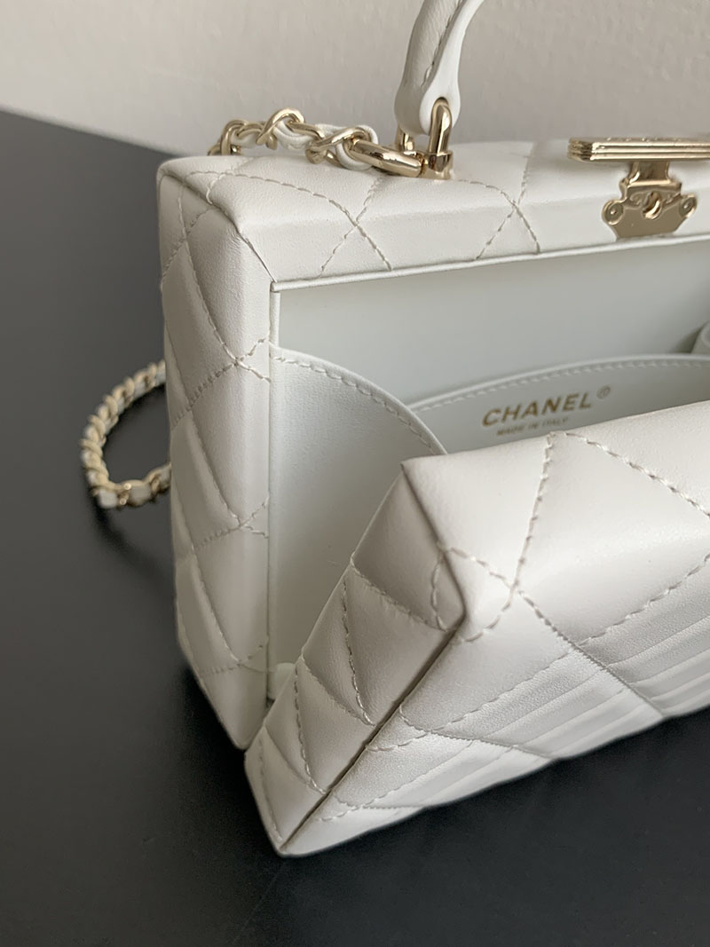シャネル 新作バッグ H品 CHANEL 24K トップハンドル ボックスバッグ スモール AS5167 B18186 10601 ホワイト - 画像 (7)
