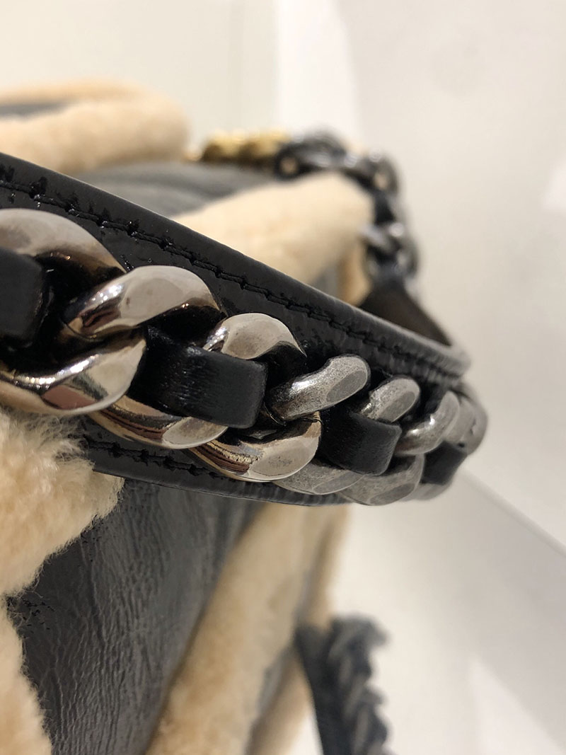 シャネル 新作バッグ H品 CHANEL チェーンショルダーバッグ 19 マキシ フラップ ココマーク ツイード 2520183 シャネル チェーンクラッチ 定価 - 画像 (8)