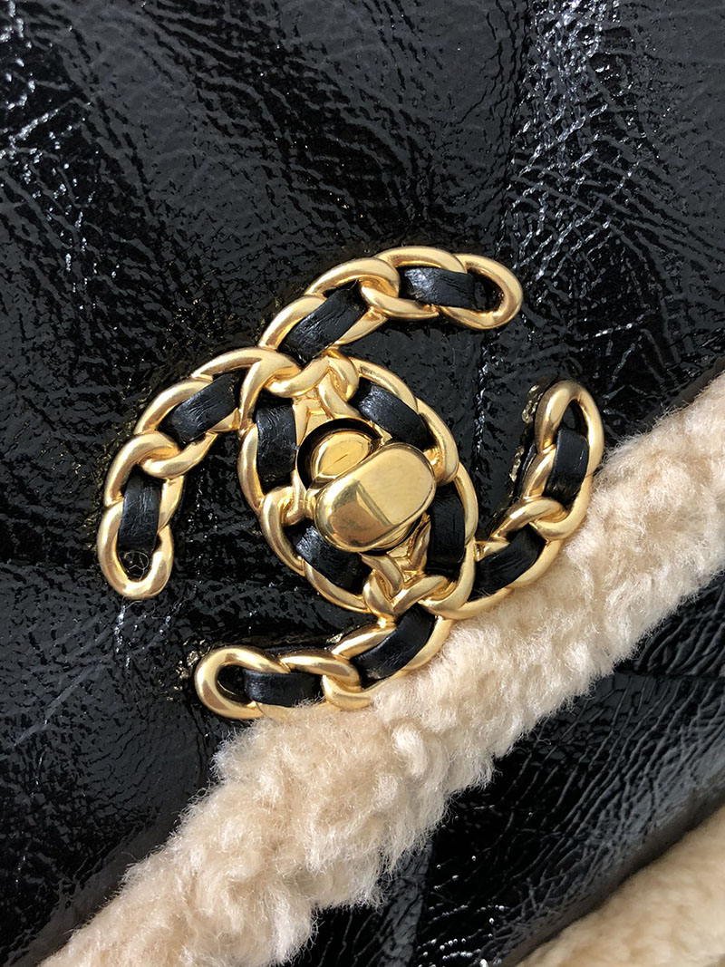シャネル 新作バッグ H品 CHANEL チェーンショルダーバッグ 19 マキシ フラップ ココマーク ツイード 2520183 シャネル チェーンクラッチ 定価 - 画像 (6)