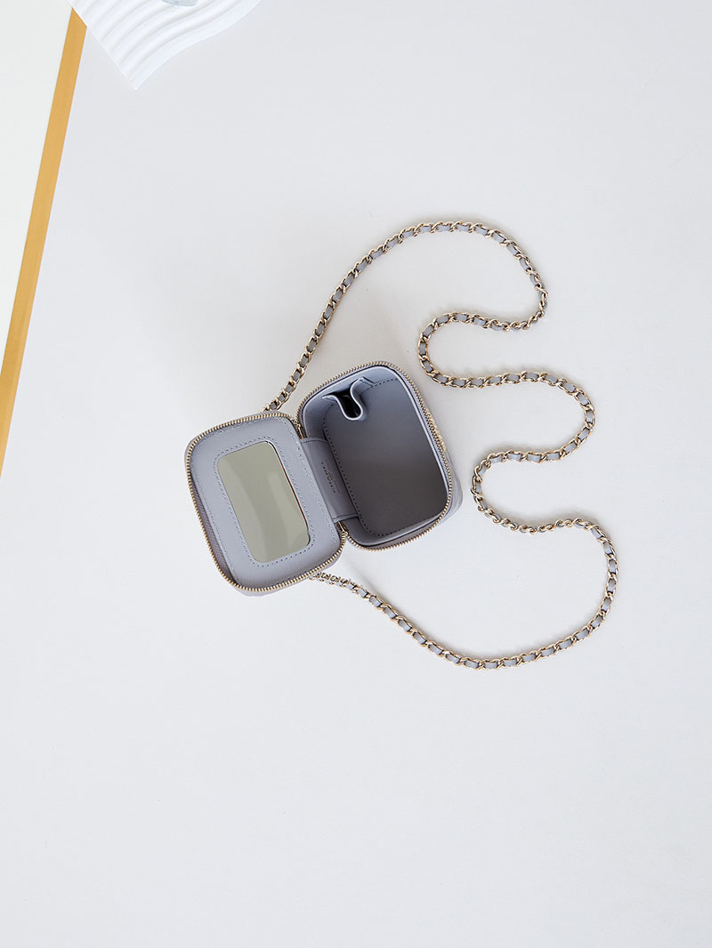 シャネル 新作バッグ 超N品 CHANEL ココマーク マトラッセ ラムスキン バニティバッグ AP4205 グレー 2520205 シャネル 化粧ポーチ 公式 - 画像 (3)