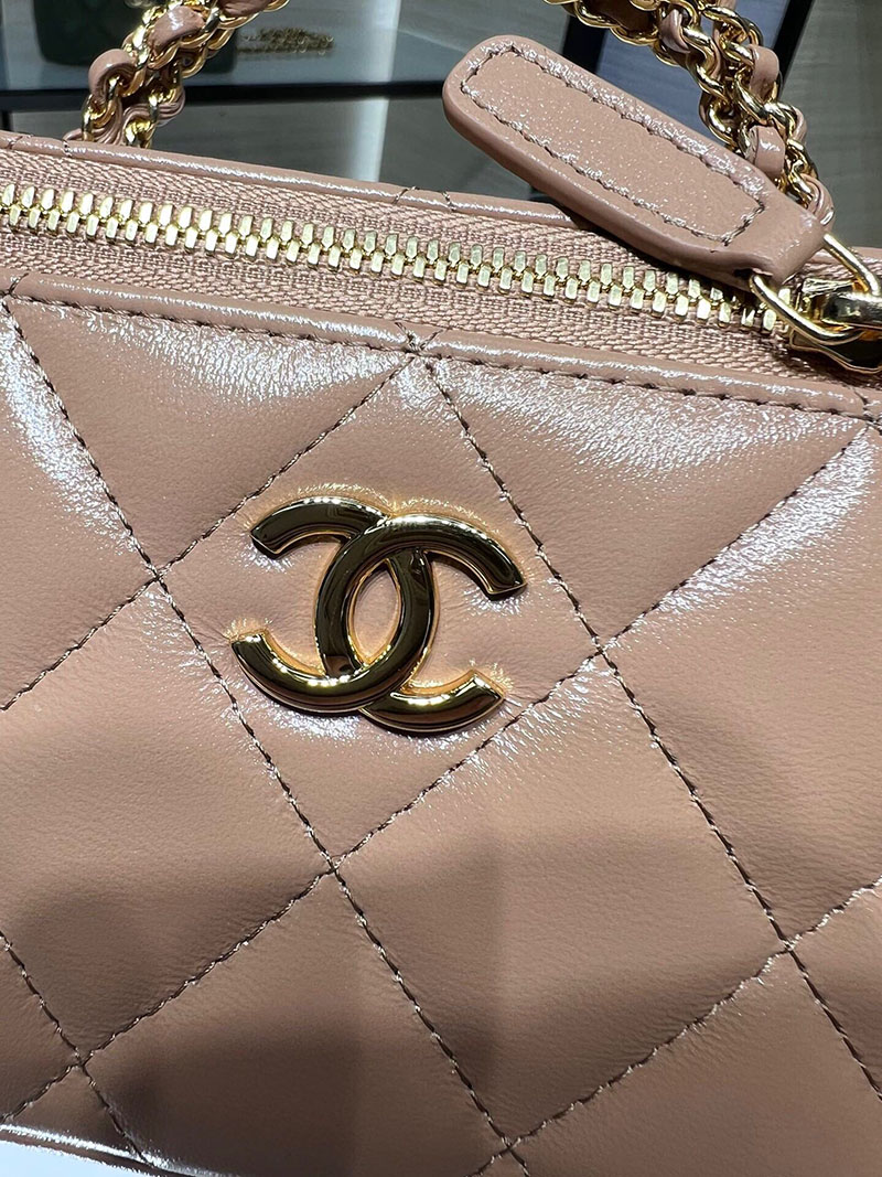 シャネル 新作バッグ 超N品 CHANEL 24B CC ハンドル バニティケース ラムスキン モカベージュ AP4168 B17675 NZG77 - 画像 (6)