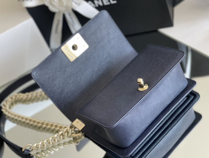 シャネル 新作バッグ H品 CHANEL シェブロン ボーイシャネル20 チェーンウォレット ブルー 2520241 チェーンウォレット シャネル - 画像 (4)
