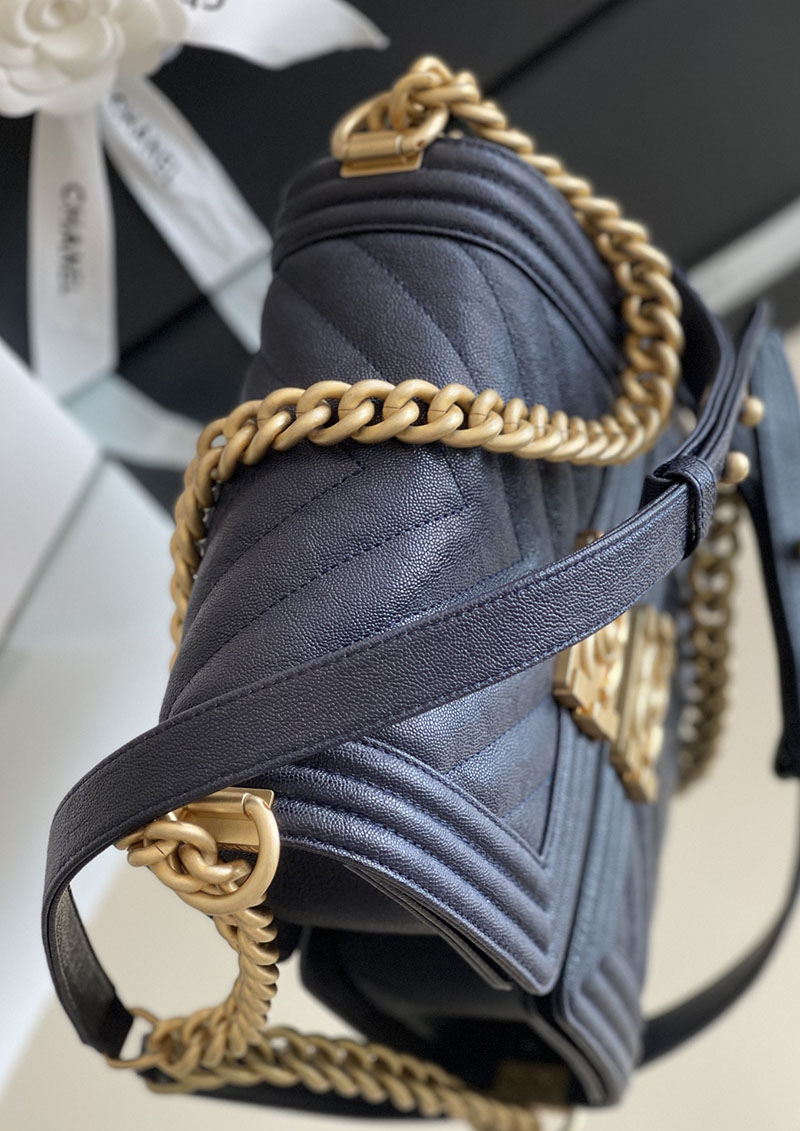 シャネル 新作バッグ H品 CHANEL シェブロン ボーイシャネル20 チェーンウォレット ブルー 2520243 チェーンウォレット ママ 人気 - 画像 (7)