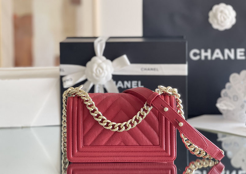 シャネル 新作バッグ H品 CHANEL シェブロン ボーイシャネル20 チェーンウォレット レッド 2520244 チェーンウォレット ハイブランド - 画像 (8)