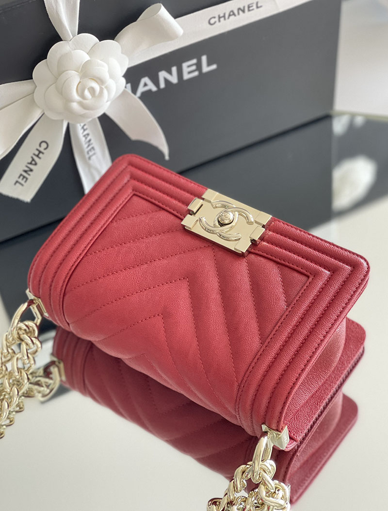 シャネル 新作バッグ H品 CHANEL シェブロン ボーイシャネル20 チェーンウォレット レッド 2520244 チェーンウォレット ハイブランド - 画像 (3)