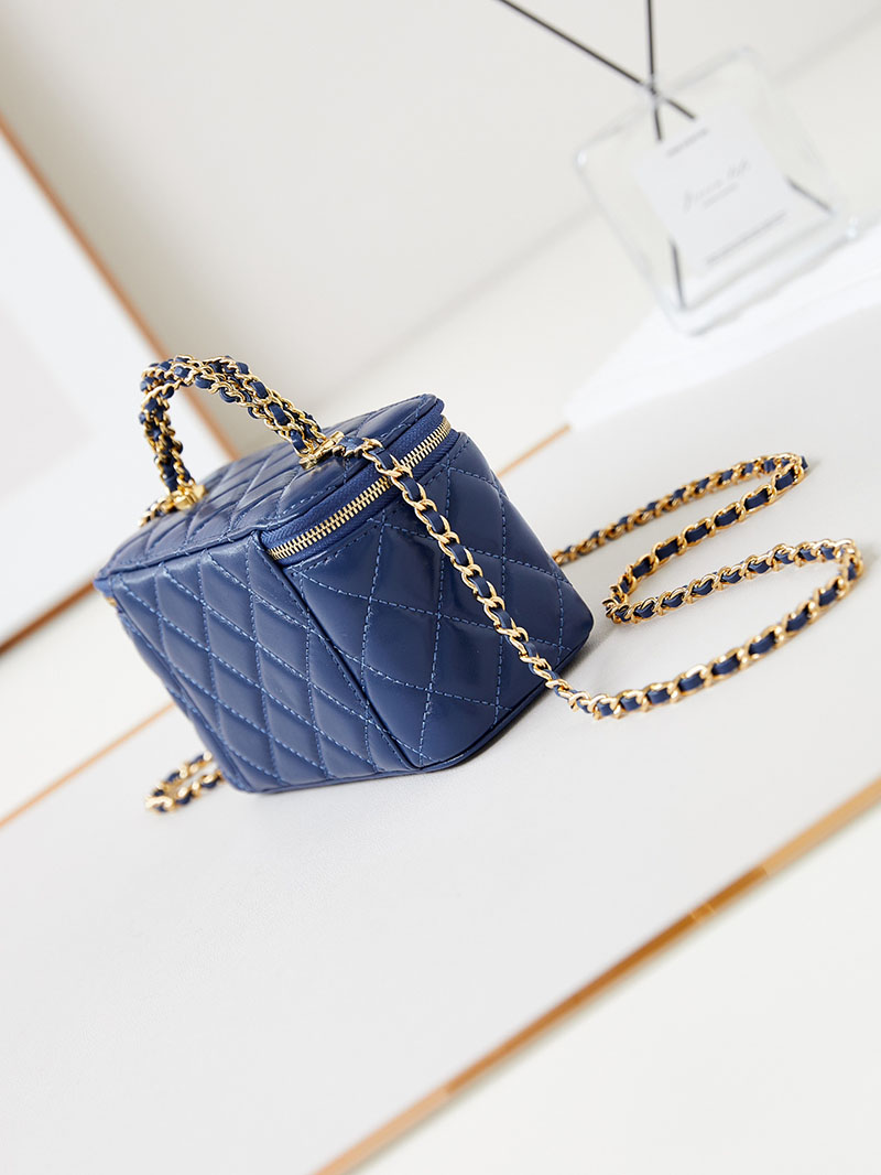 シャネル 新作バッグ 超N品 CHANEL バニティ チェーンショルダーバッグ マトラッセ ラムスキン ネイビー AP4168 B17675 NZG78 - 画像 (7)
