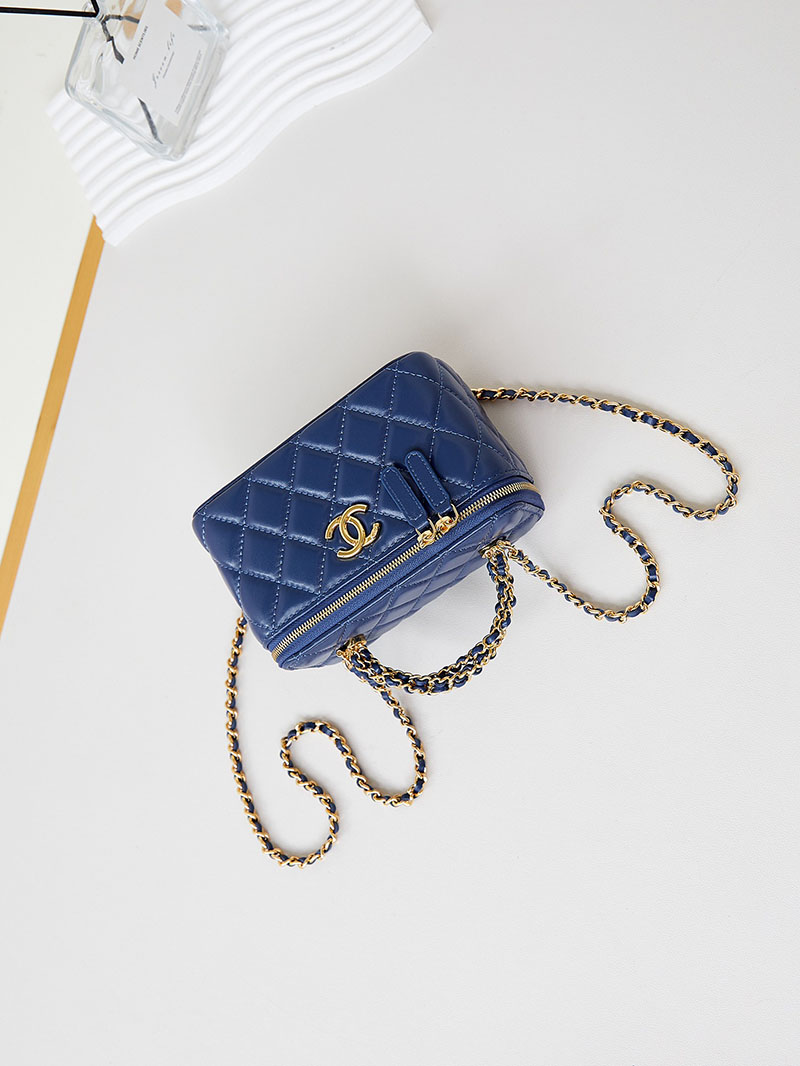 シャネル 新作バッグ 超N品 CHANEL バニティ チェーンショルダーバッグ マトラッセ ラムスキン ネイビー AP4168 B17675 NZG78 - 画像 (4)