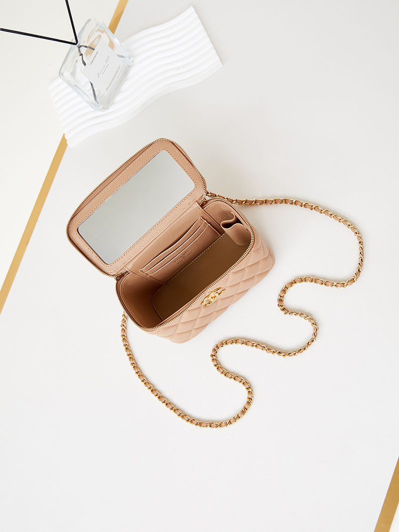 シャネル 新作バッグ 超N品 CHANEL バニティ チェーンショルダーバッグ マトラッセ ラムスキン モカベージュ AP4168 B17675 NZG77 - 画像 (3)