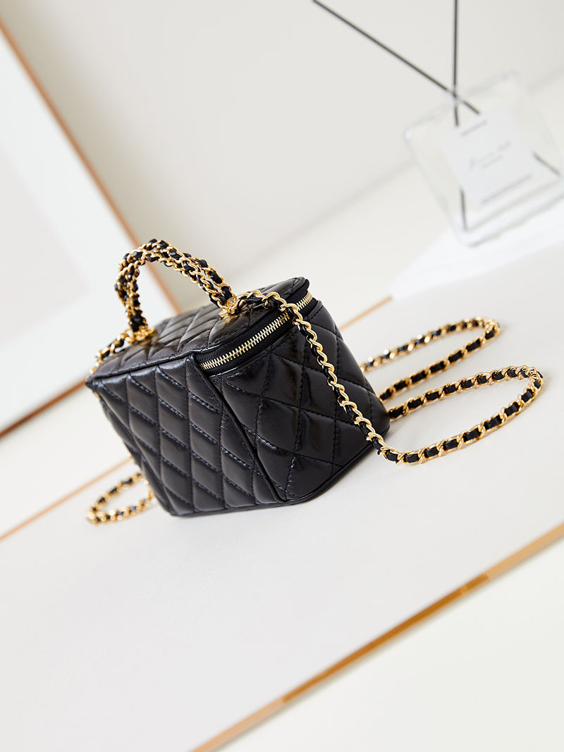 シャネル 新作バッグ 超N品 CHANEL バニティ チェーンショルダーバッグ マトラッセ ラムスキン ブラック AP4168 B17675 94305 - 画像 (7)