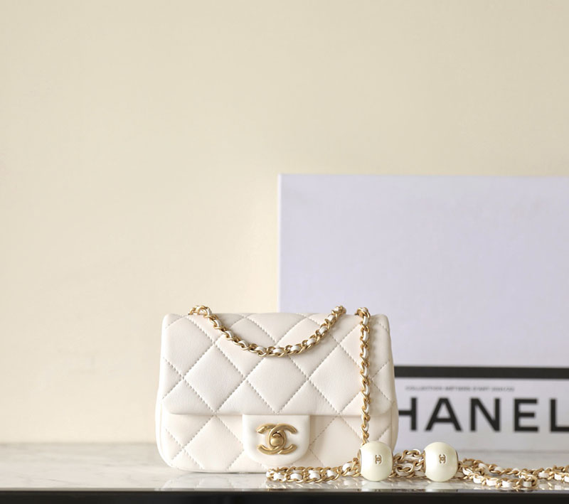 シャネル 新作バッグ H品 CHANEL 24SS LOOK40 ミニ フラップ バッグ ラムスキン ホワイト AS4868 B16574 10601 - 画像 (8)