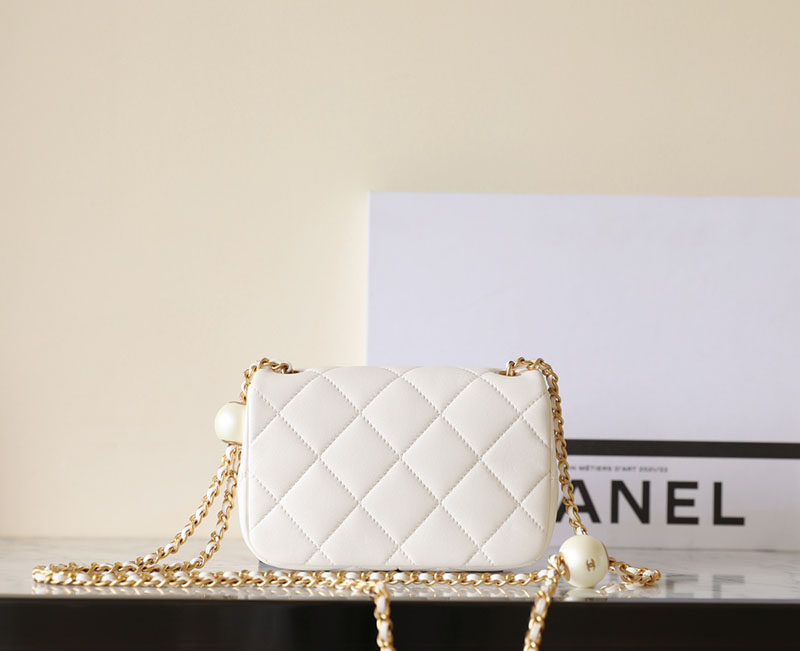 シャネル 新作バッグ H品 CHANEL 24SS LOOK40 ミニ フラップ バッグ ラムスキン ホワイト AS4868 B16574 10601 - 画像 (6)