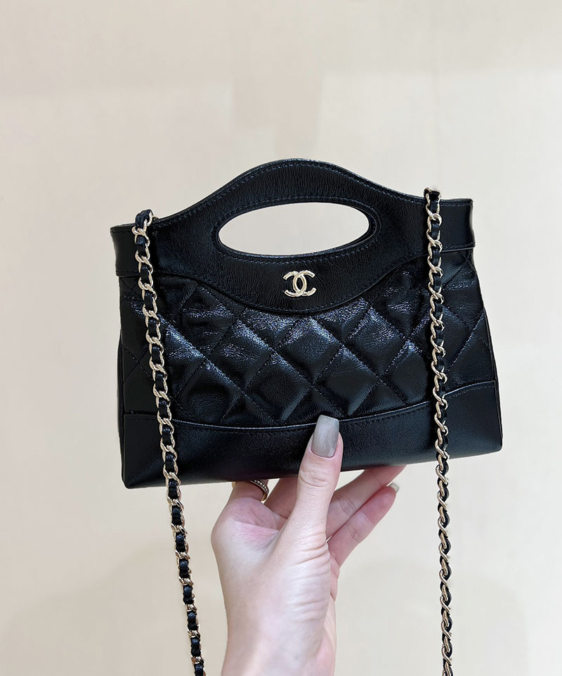 CHANEL 31 bag