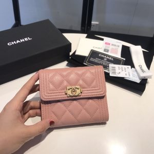 シャネル 財布 ミニ 公式