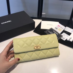 ボーイシャネル 長財布