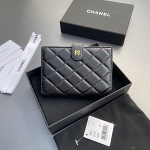 シャネル 財布 人気