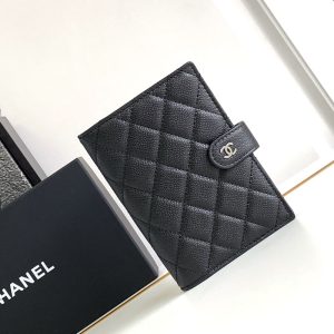 シャネル パスポートケース 定価