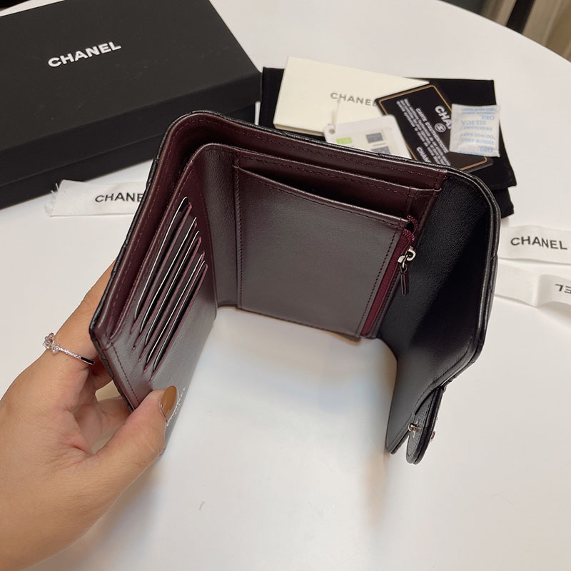 シャネルで人気の財布 CHANEL レディース MATELASSE マトラッセ ミディアム ココマーク メタルロゴ AP0232 Y01480 C3906 - 画像 (3)