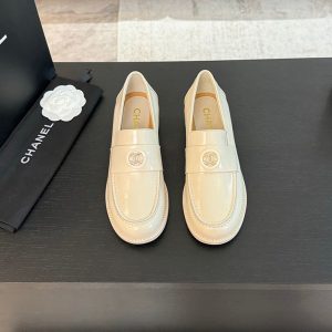 バイマ シャネル ローファー