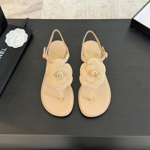 シャネル サンダル 2025