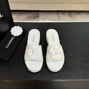 サンダル 厚底 歩きやすい