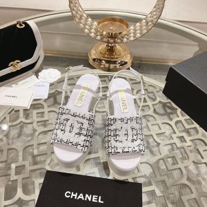 シャネル サンダル 厚底