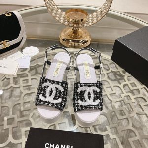 シャネル サンダル 定価