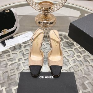 シャネル パンプス 定番