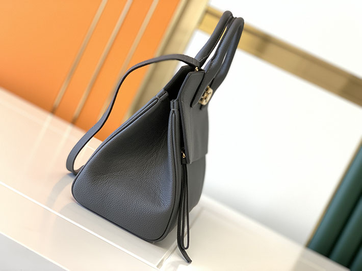 FERRAGAMO 新作バッグ フェラガモ バッグ アウトレット Ferragamo Studio bag (M) 21H159 2520513 レディース ferragamo バッグ人気 - 画像 (5)