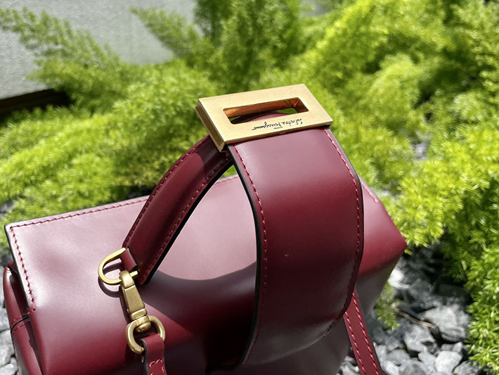 FERRAGAMO 新作バッグ フェラガモ バッグ アウトレット ハンドバッグ 2WAY TRIFOLIO BOX BAG レッド 2520533 ferragamo ヴァラリボン バッグ 廃盤 - 画像 (8)